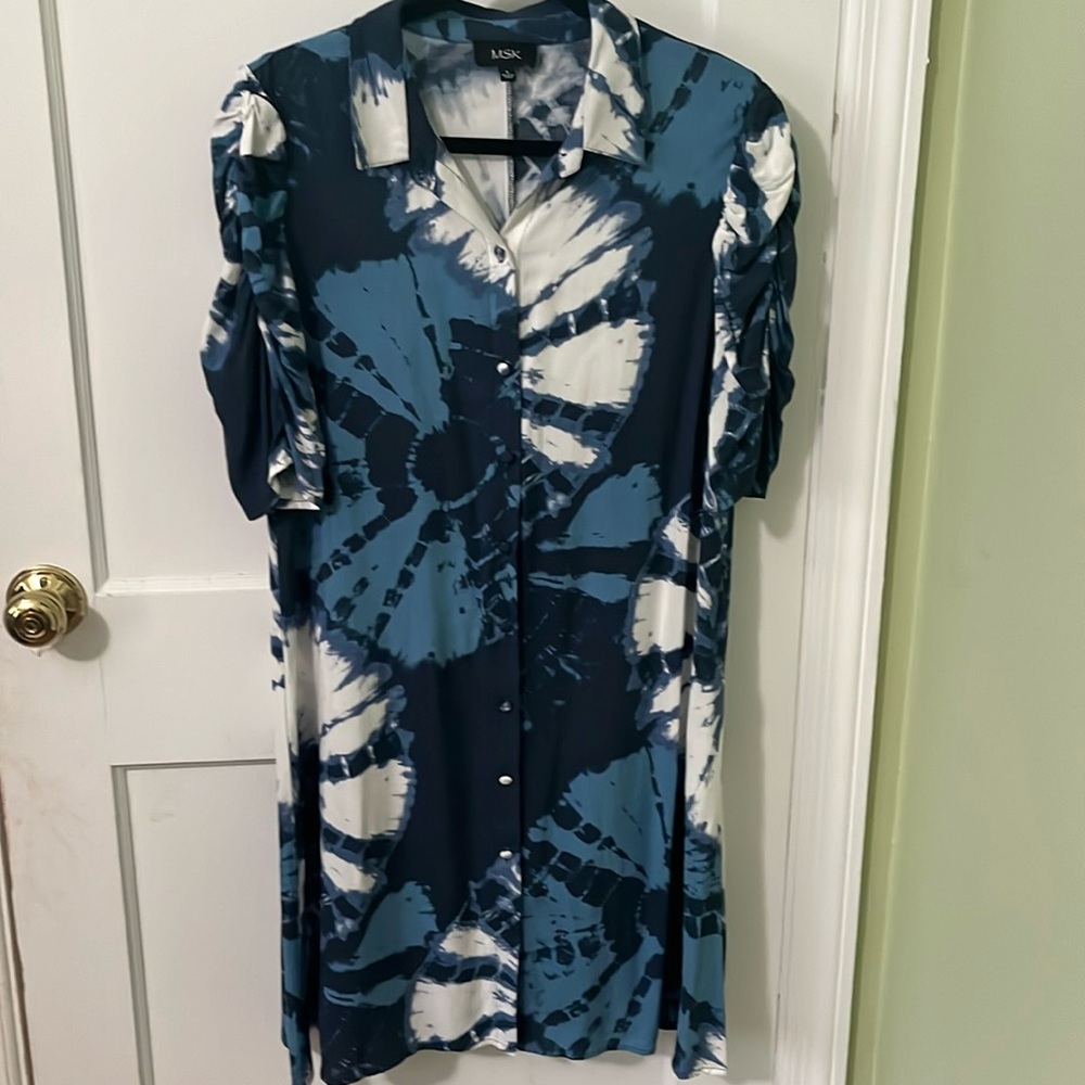 MSK midi dress. Size L